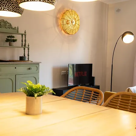 Stylish & Stunning In St Julians Vakantiehuis *